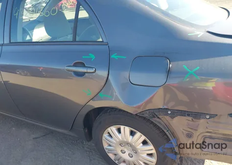 2013 Toyota Corolla L z USA, uszkodzony, nr VIN 5YFBU4EE1DP191447